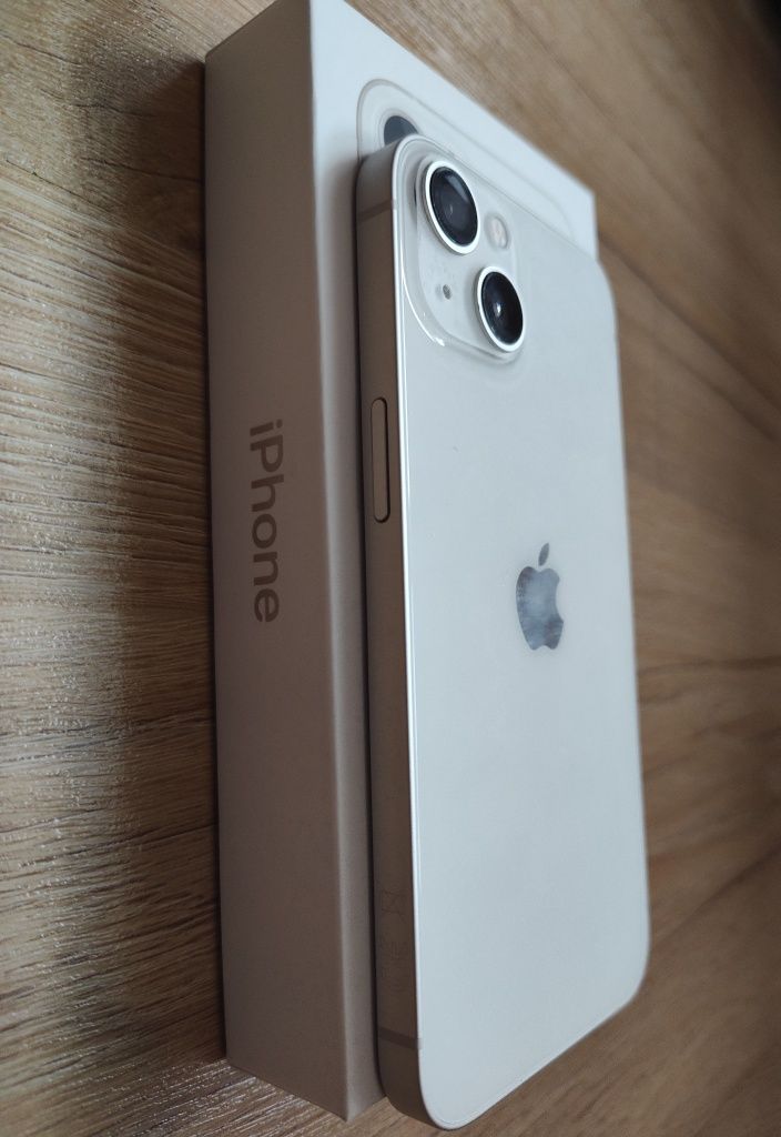 iPhone 13 128GB biały stan bdb pudełko etui