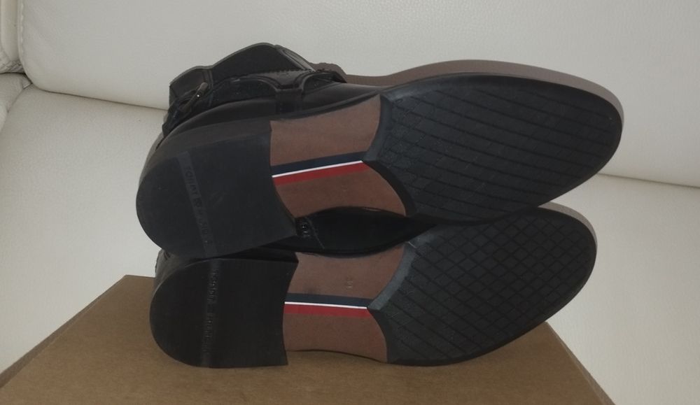 Tommy Hilfiger нові черевики челсі шкіряні демісезон Оригінал р.39/25