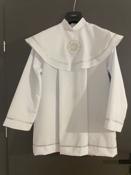 Alba komunijna chłopiec