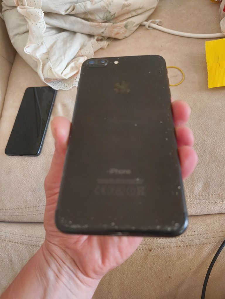 iPhone 7 Plus 128 gb Разборка,iCloud