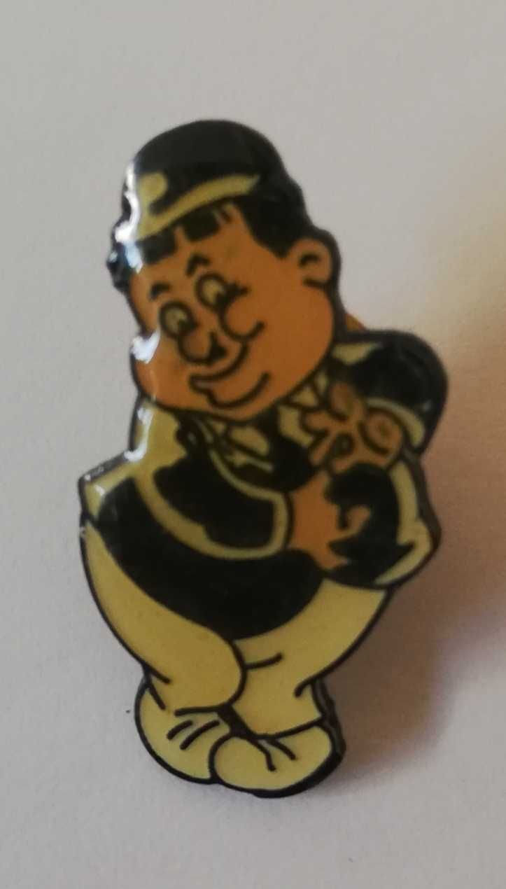 Pin's clássicos e raros