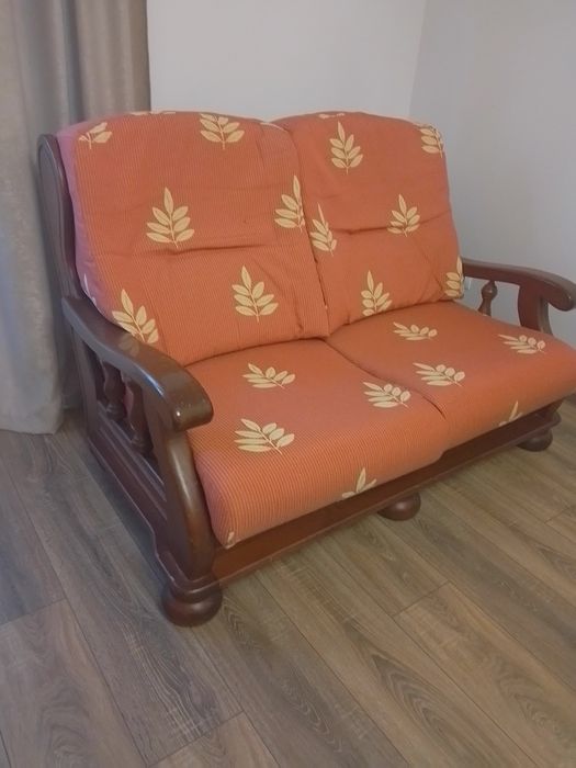 Диван, натуральне дерево