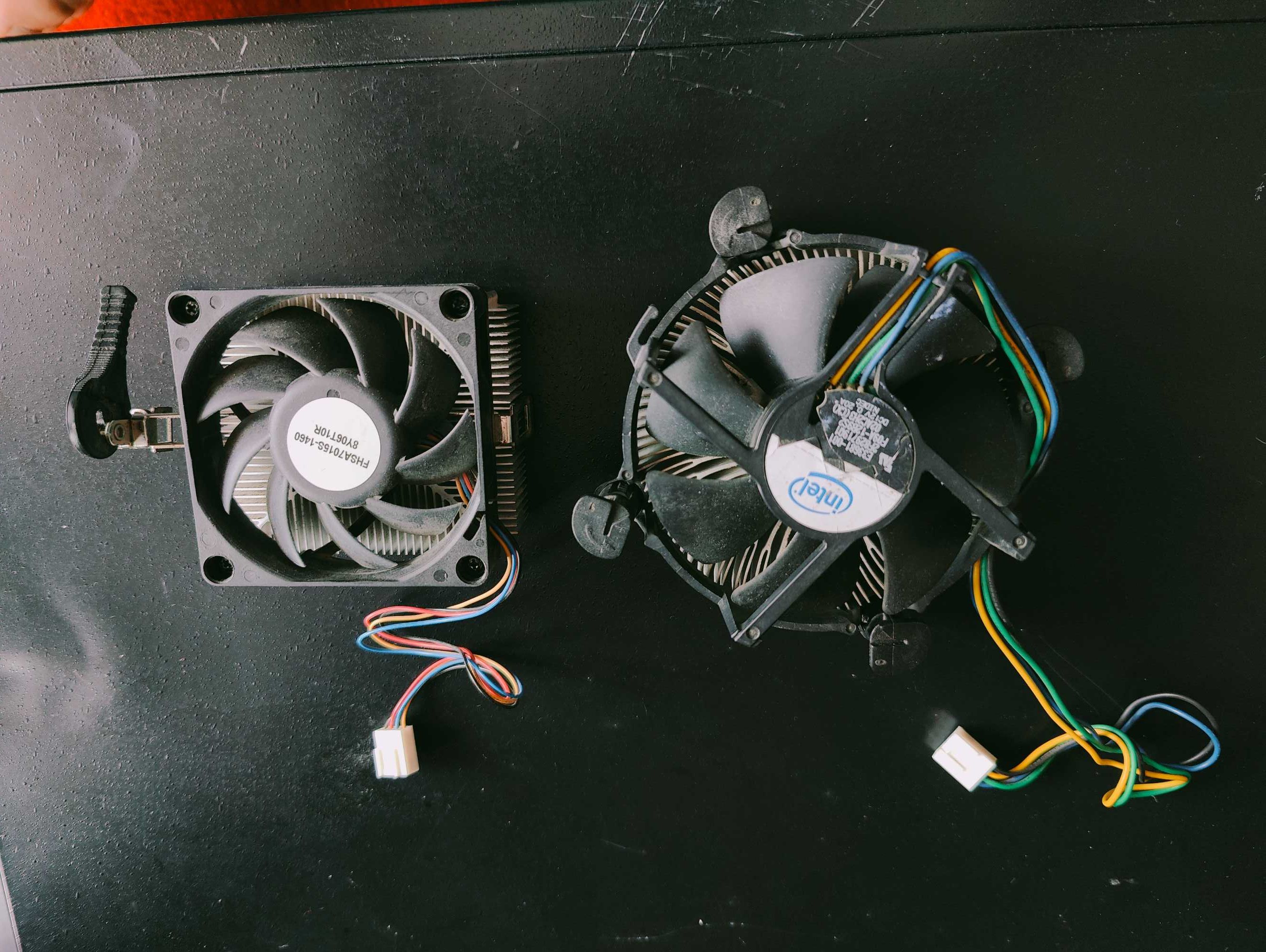Процесор Intel E8400 та AMD A6-7400