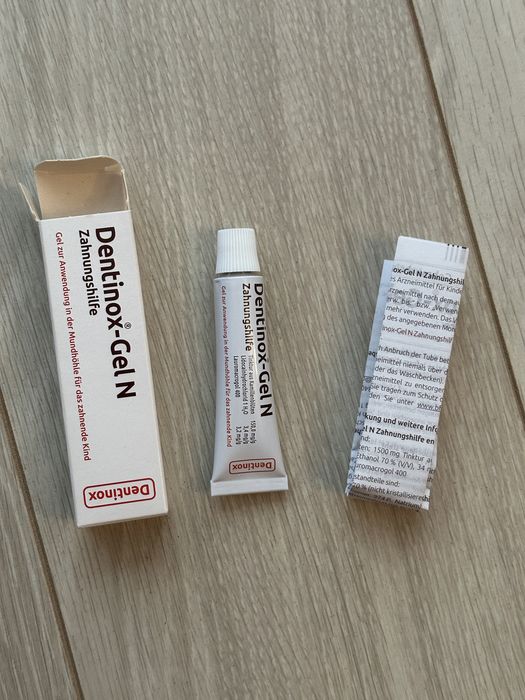 Гель для зубів Dentinox для немовлят для полегшення прорізування