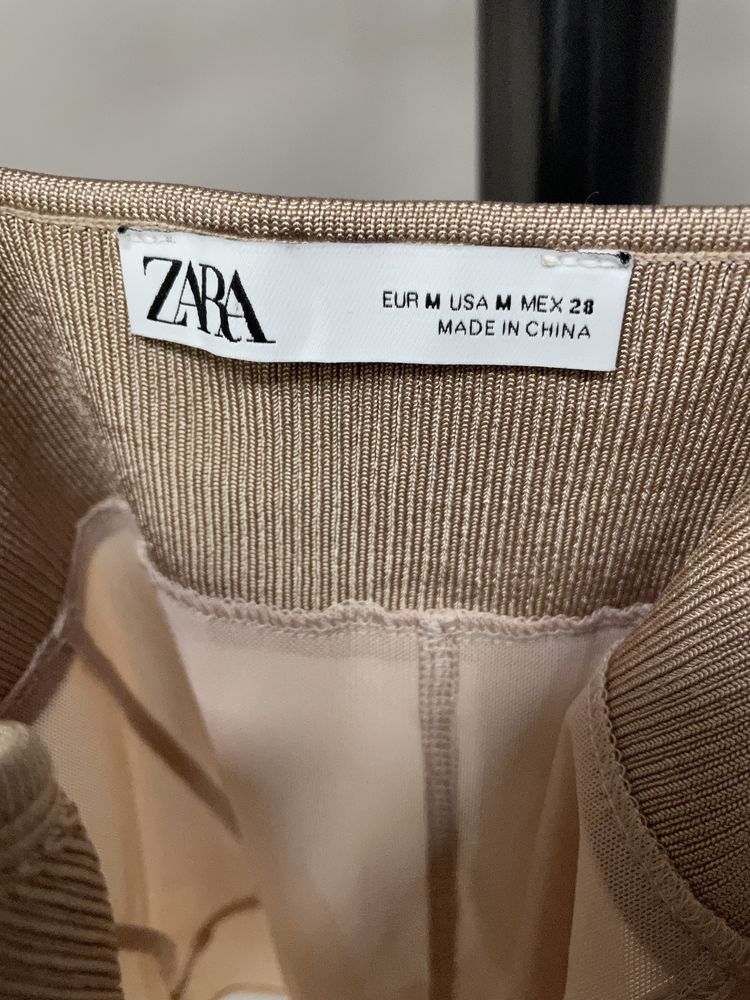 Жіноче боді Zara, розмір М