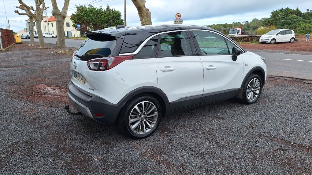 Opel Crossland X Inovation 1.2 Turbo