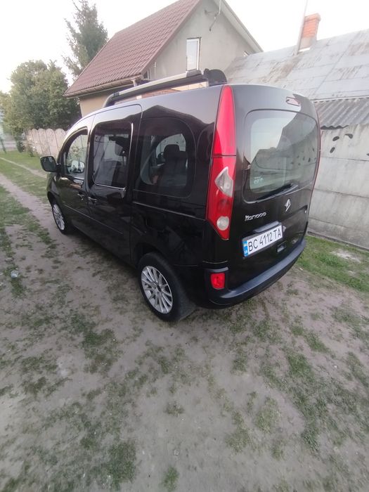 Продаж Рено кенго.