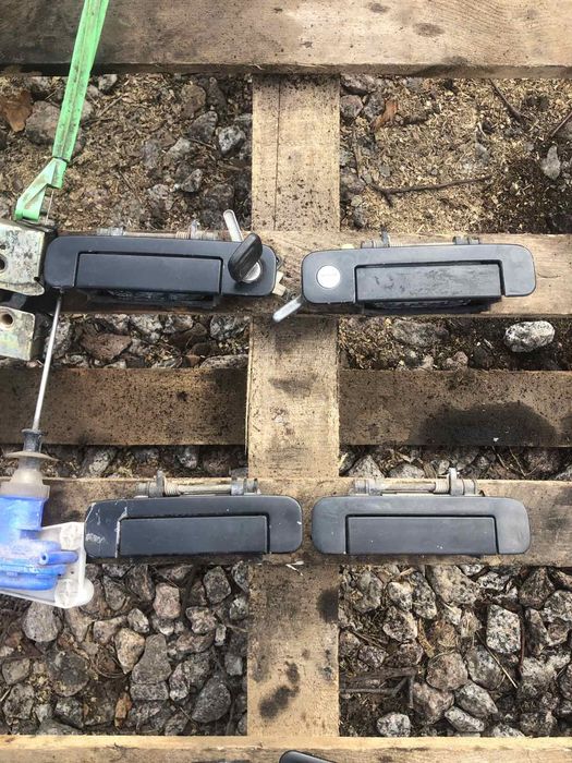 Ручка блок замок дверей Ауді Audi 100 C3