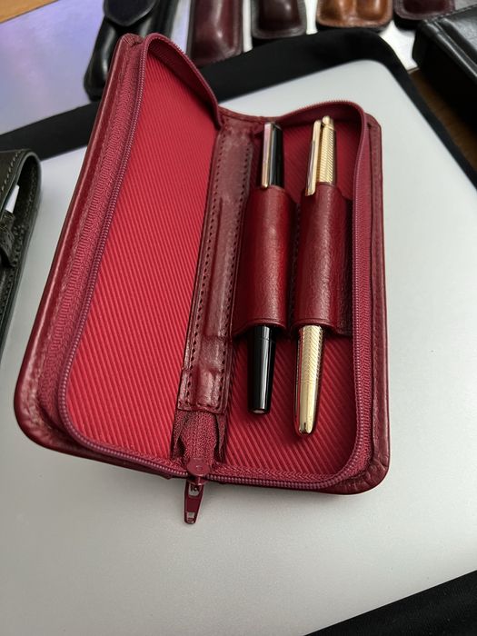 Skórzane etui na piora premium