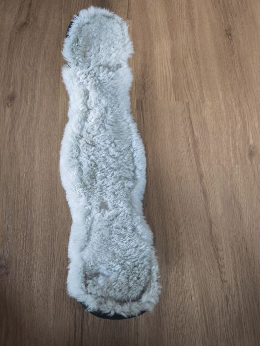 Popreg ujeżdżeniowy 50 cm futro naturalne