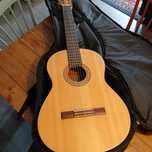 Gitara Yamaha C30, pokrowiec, stojak, rezerwowe struny