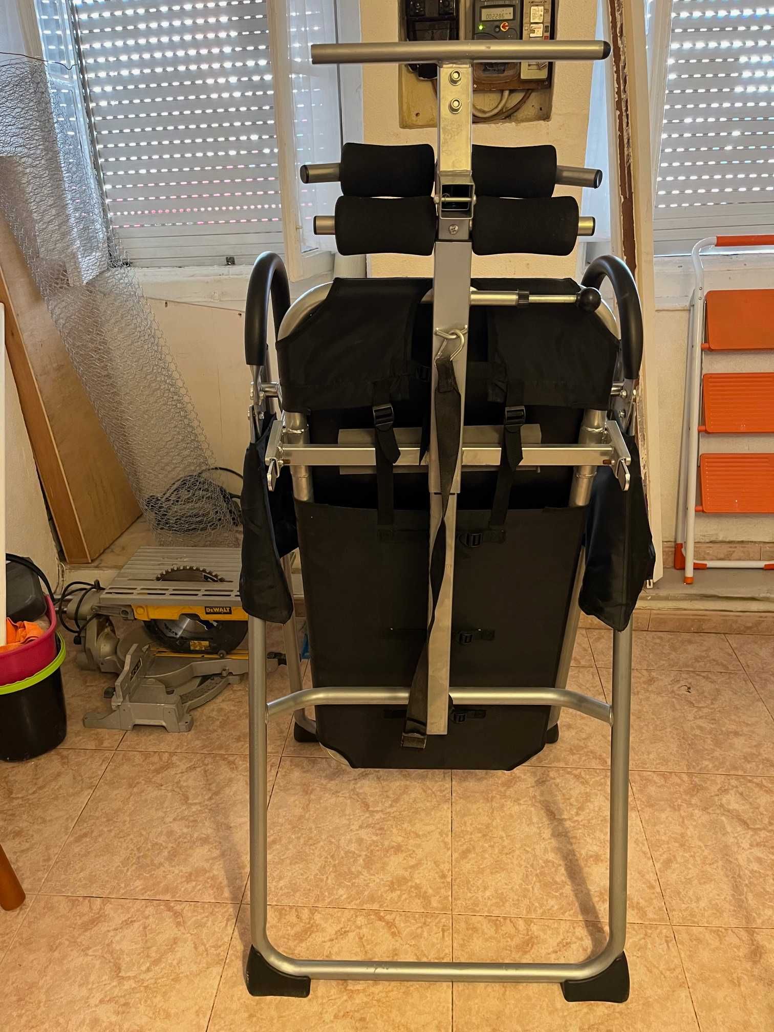 Mesa de inversão preta Quirumed – em ótimo estado