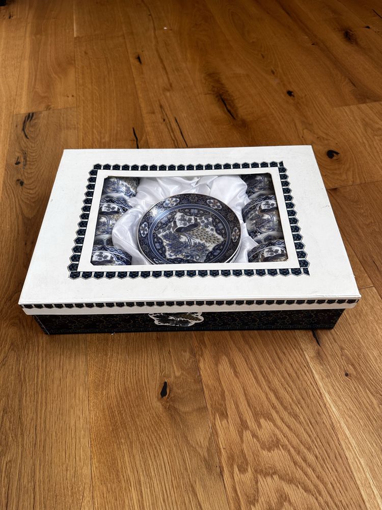 Versace Versus porcelana filiżanki z podstawką 6 sztuk nowe