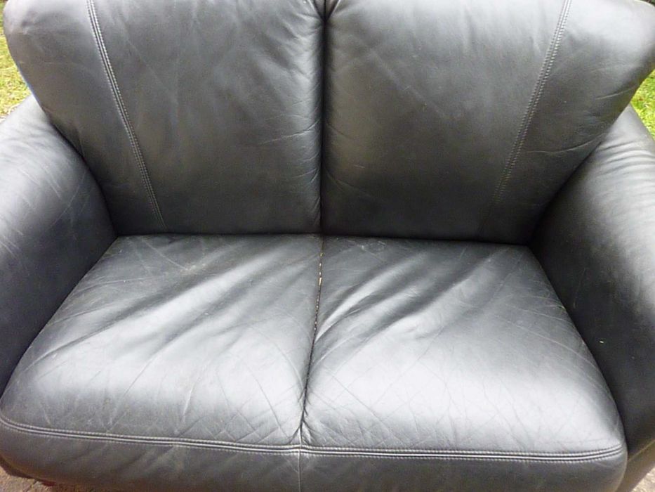 SOFA -skórzana-granatowa