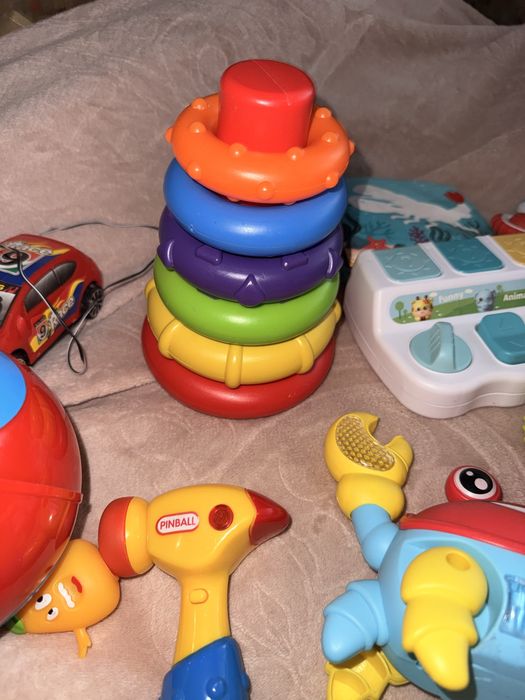 Іграшки для малят