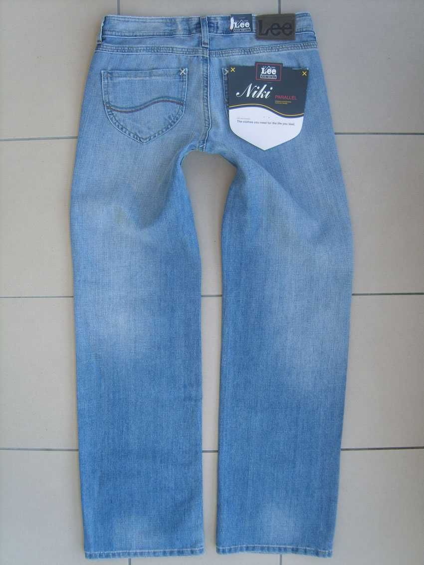 Spodnie damskie jeansy Lee Niki , rozmiar W28 L33 pas 81 cm