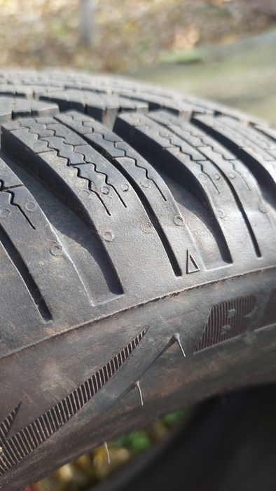 Нові зимові шини Bridgestone Blizzak LM005 205/55 R16 91H