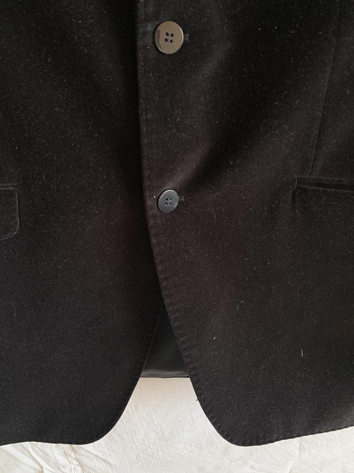 Мужской чёрный бархатный пиджак