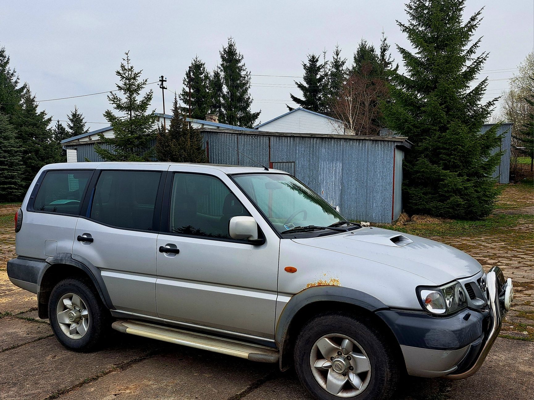 Nissan Terrano 2