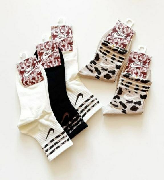 Zestaw 28 par skarpetek