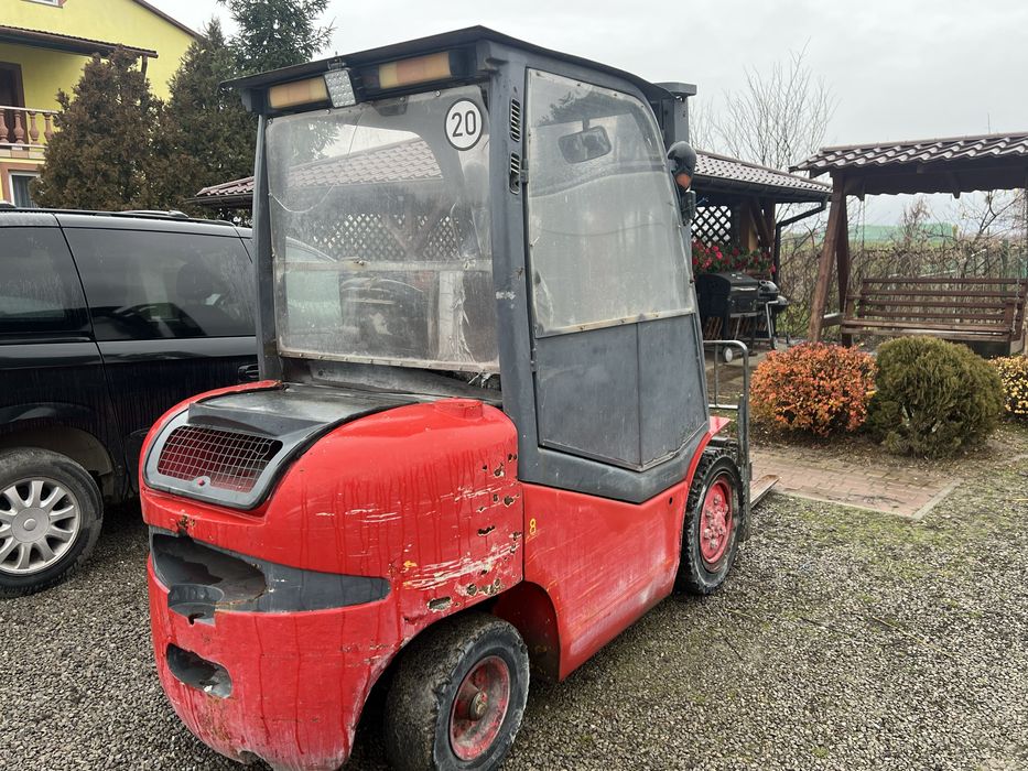 Wozek widlowy 3 t 2012 rok OKAZJA