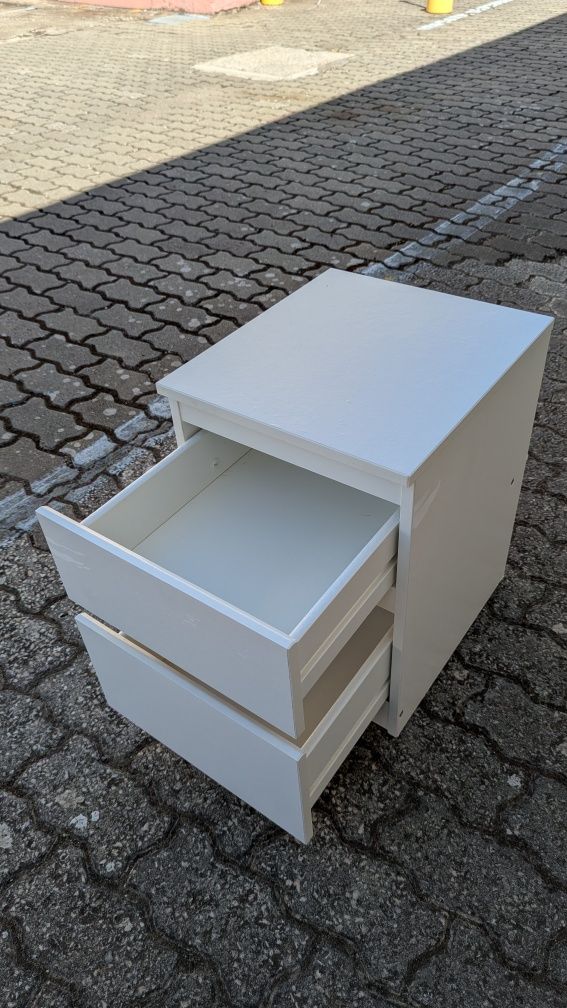 Mesa de cabeceira Malm(IKEA)