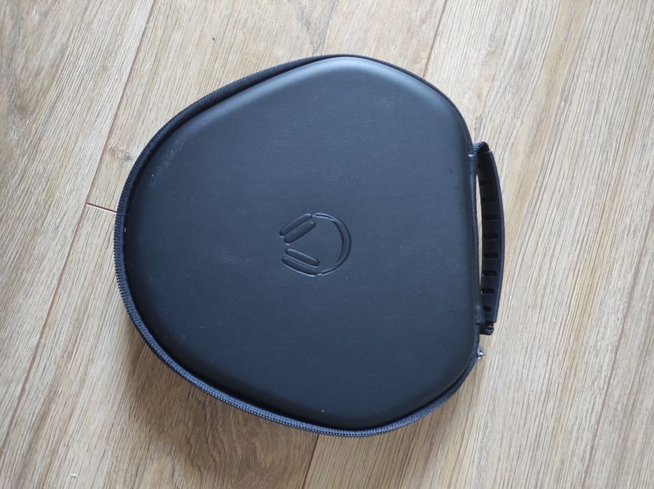 Чохол-кейс для навушників, новий