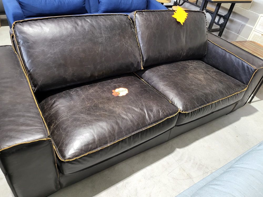 Sofa pele genuina “maison du monde”