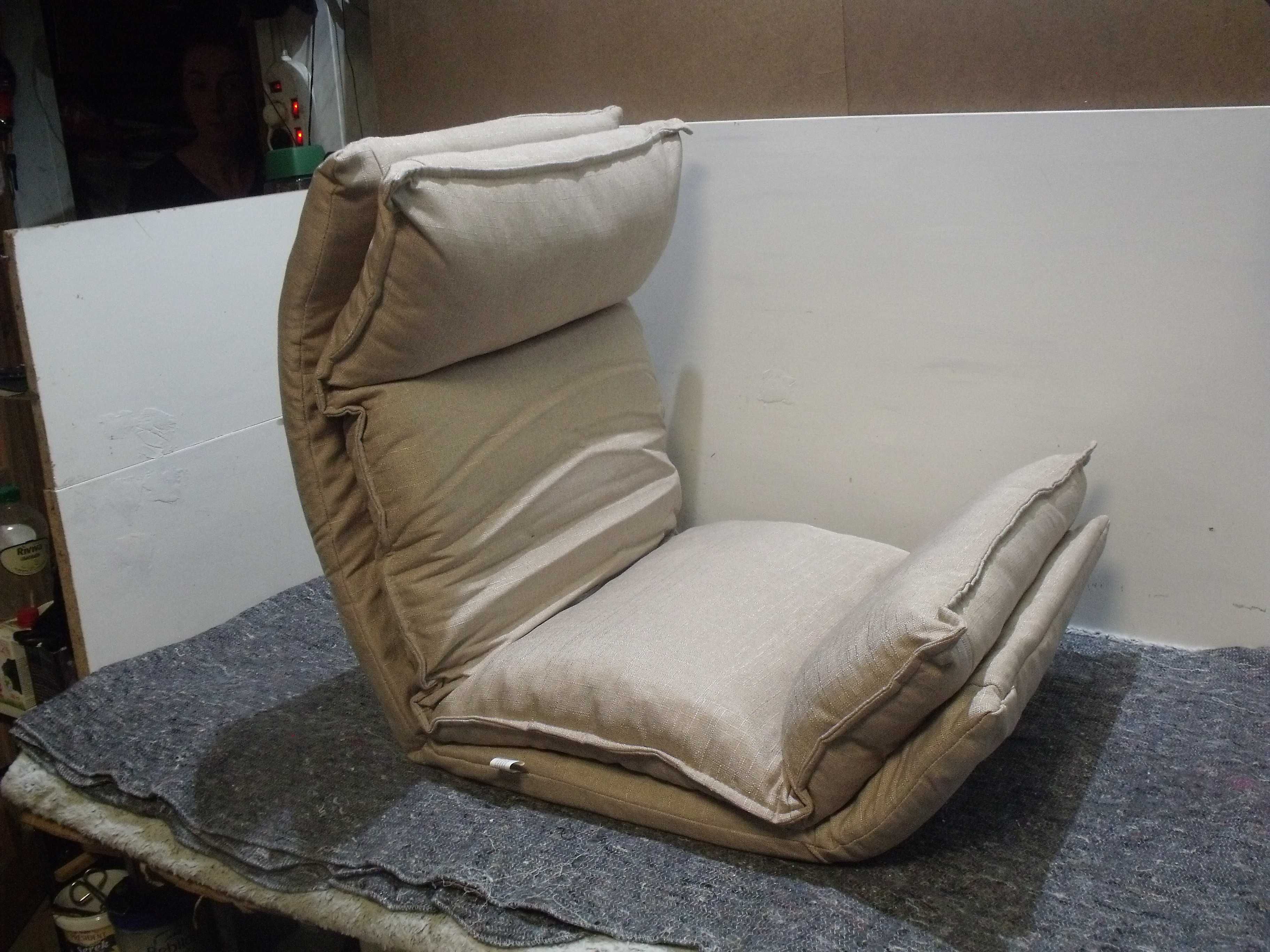 Krzesło do medytacji, poduszka na podłogę Rebecca Mobili RE6196