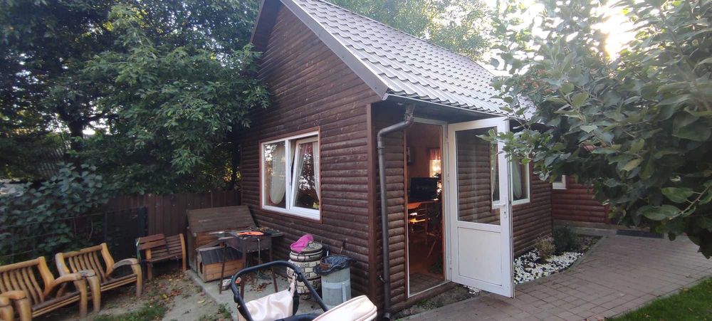 От хозяина. Крюковщина, продажа 2 домов с гаражём и участком
