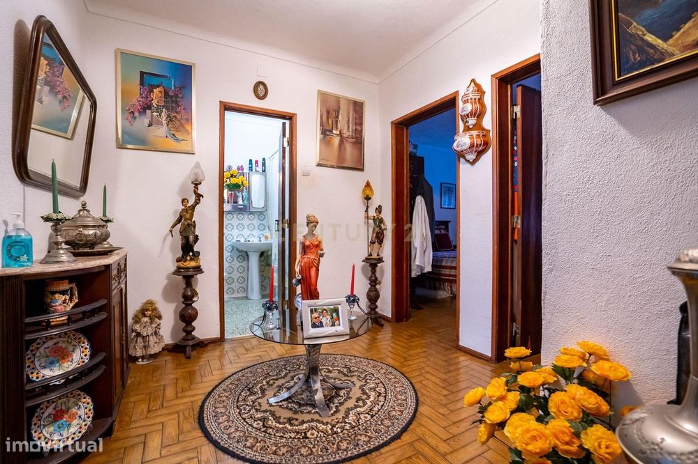 Prédio Urbano, Serra da Luz