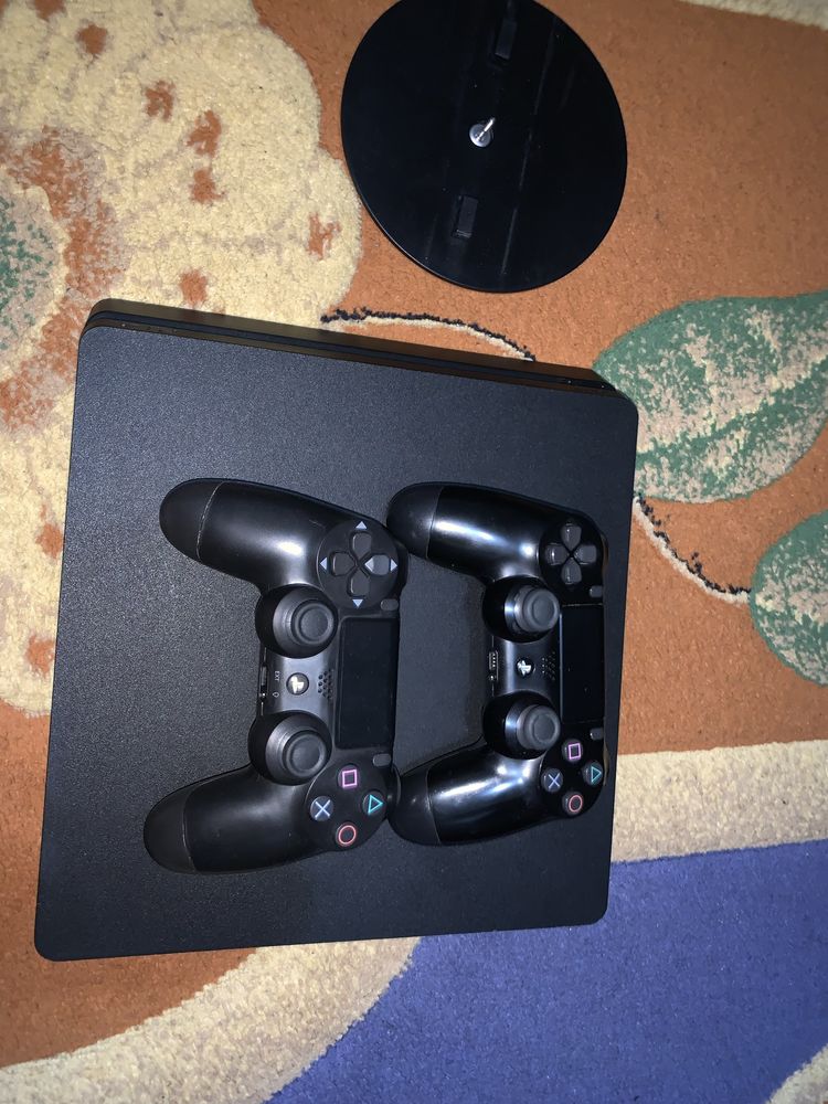 PlayStation 4 slim