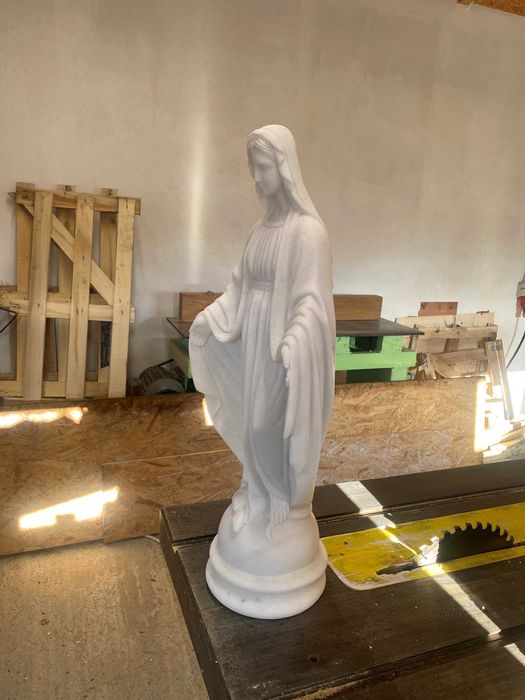 Figura Matki Bożej z marmuru - Figura Matki Boskiej - Matka Boża