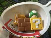 Super Mario Kinder Joy Toad na zdjęcie
