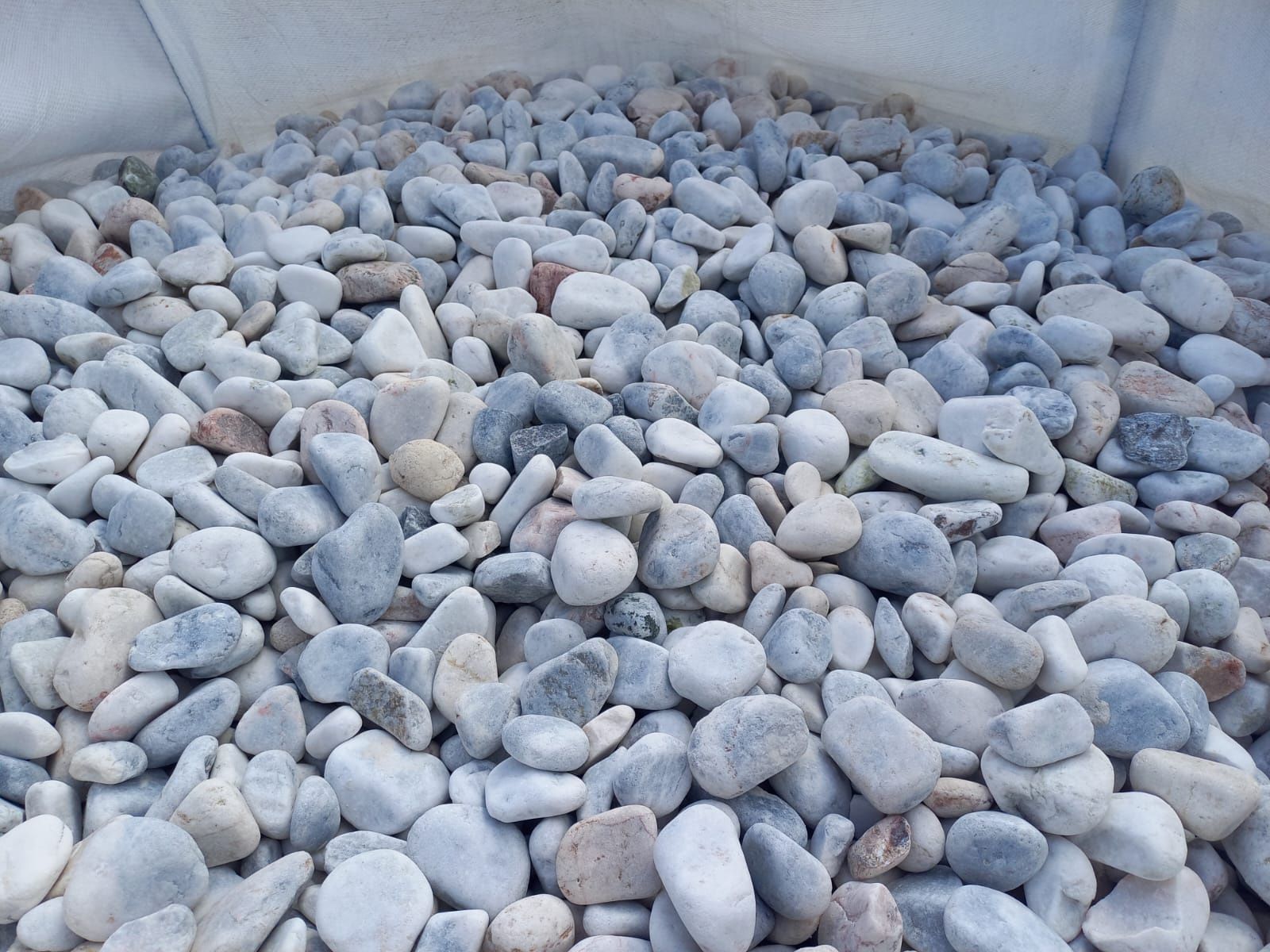 Otoczaki Janowickie marmur polskie białe kamień ozdobny tona z dostawą