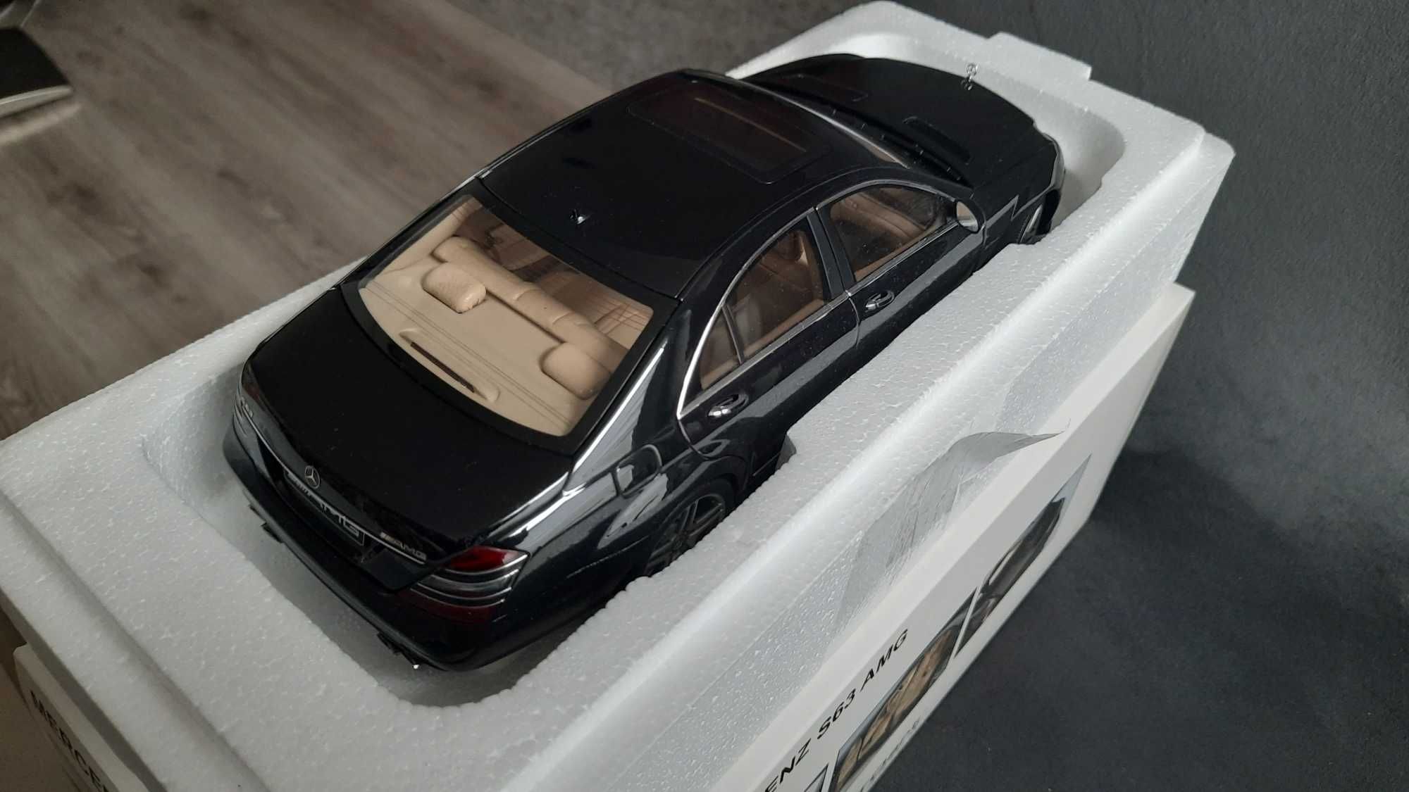 NOWY Model AUTOART Mercedes S63 AMG 1:18