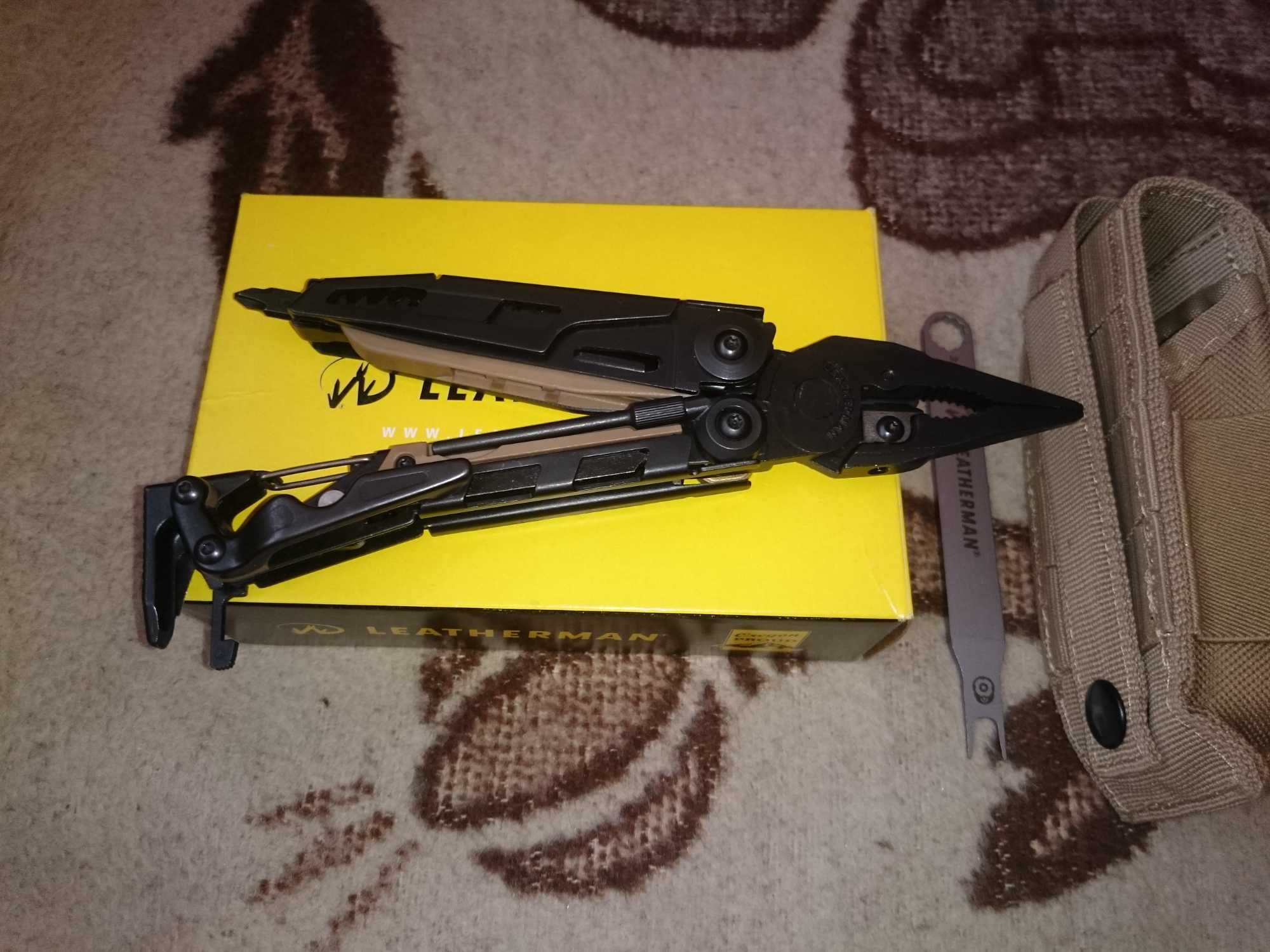 Multitool Leatherman MUT + kabura MOLLE piaskowa