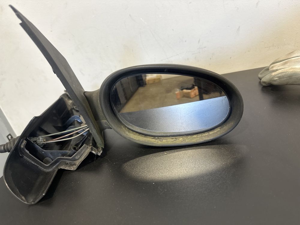 espelho Retrovisor direito  Manual Smart fotwo 450 ANO 2001
