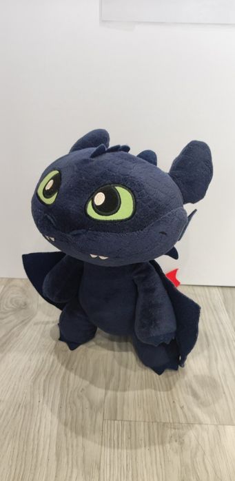 Duża maskotka smok Szczerbatek Nocna Furia Jak wytresować smoka
