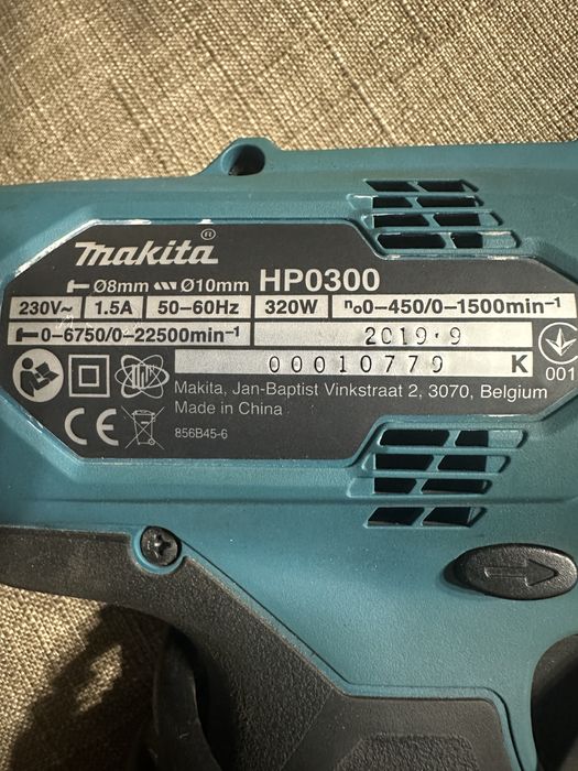 Продам. ударный  шуруповерт макита Оригинал