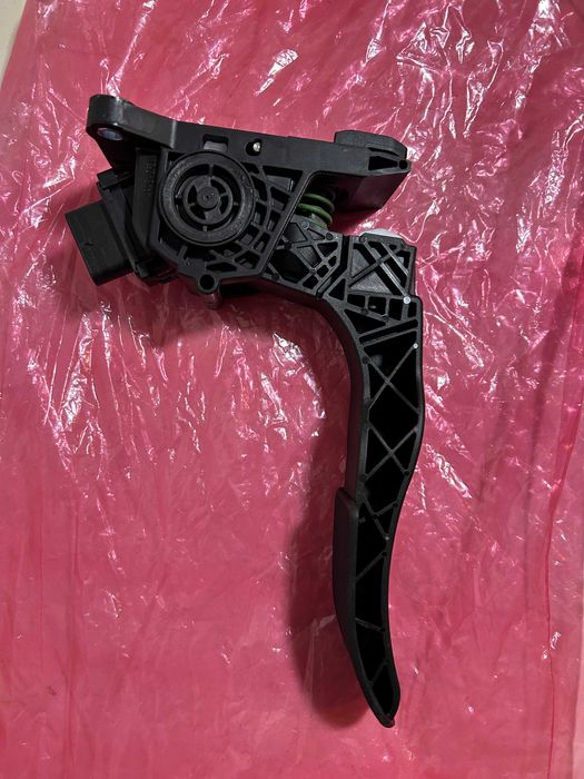 Педаль газу / акселератору Mercedes Sprinter