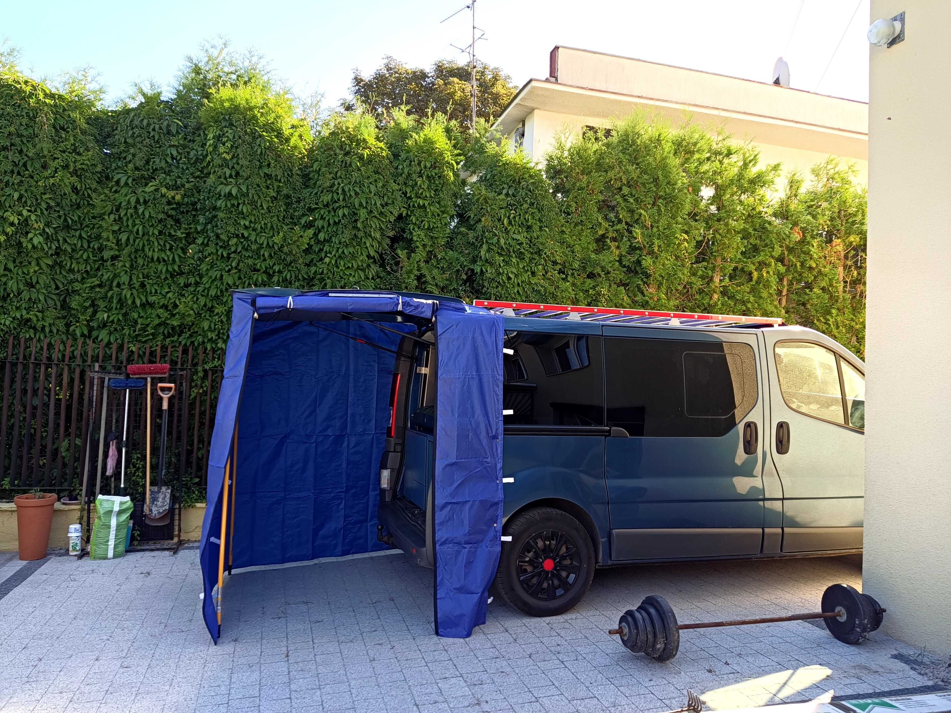 Vivaro 2,0 cdti, 8 osób, na wakacje i do pracy (kamper)