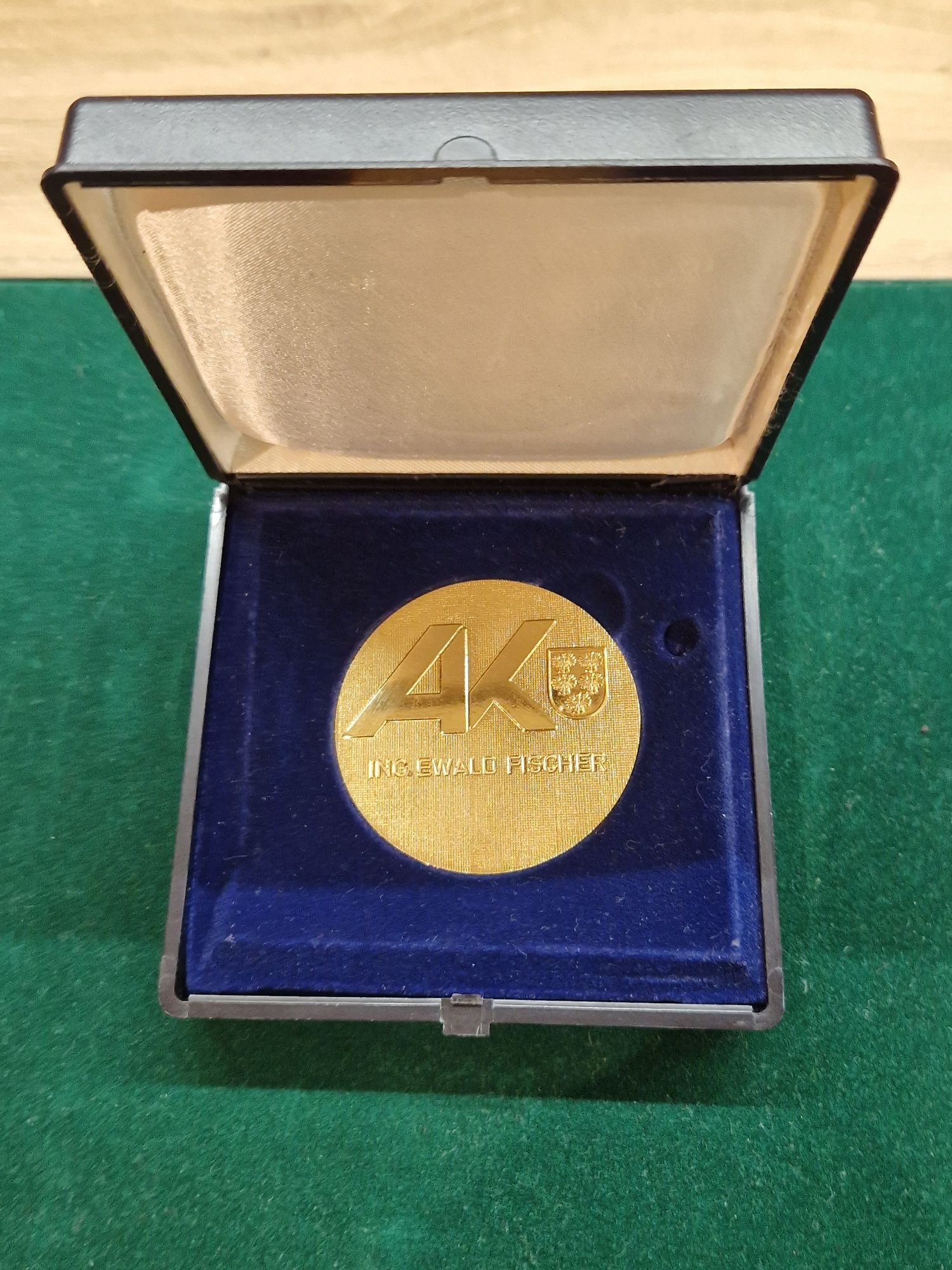 Medal pamiątkowy AK Austriacki
