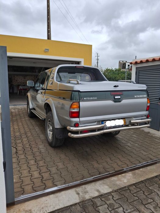 Mitsubishi L200  strakar de GARAGEM