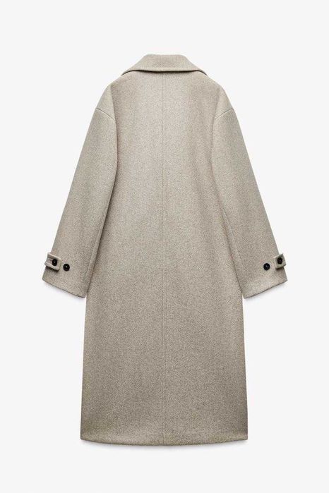 Пальто від бренду zara