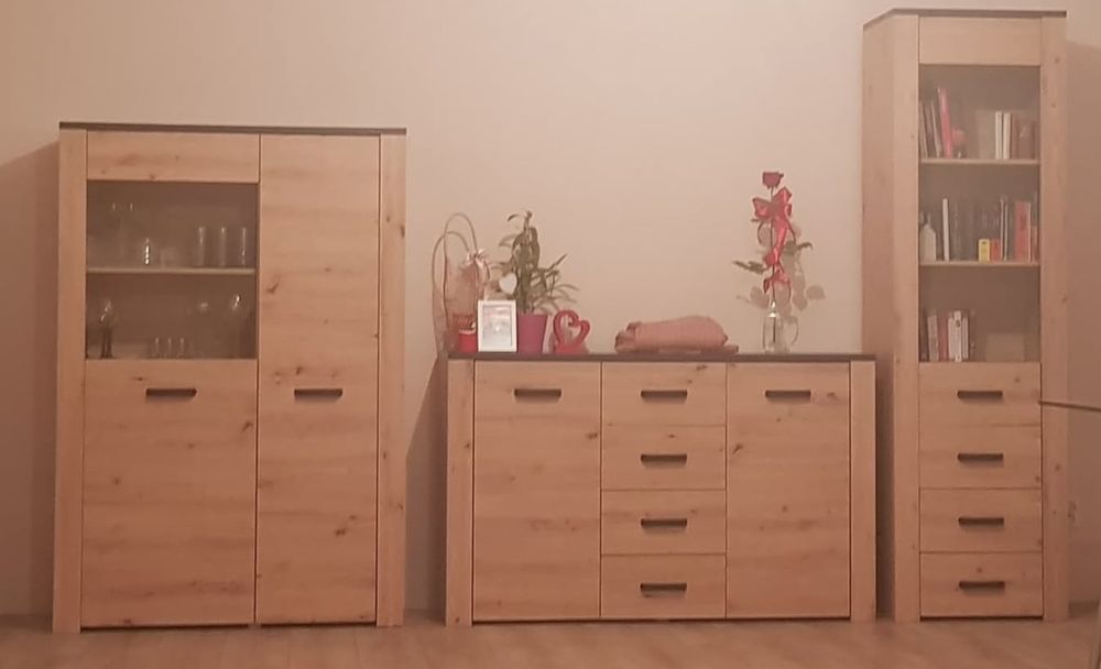 Sprzedam zestaw mebli do salonu