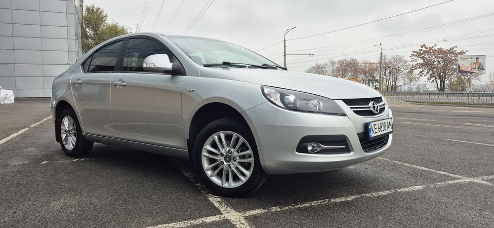 JAC J5  в новом состоянии пробег 28 тис (Родной)