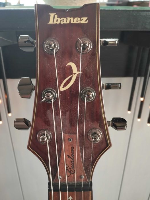 IBANEZ ART 500 Les Paul Style Electric Guitar / Guitarra