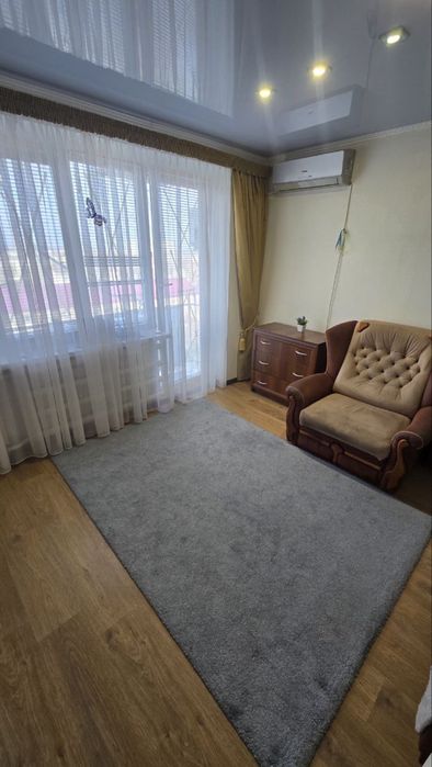 Продам 1 комнатную квартиру. Проспект Косиора.