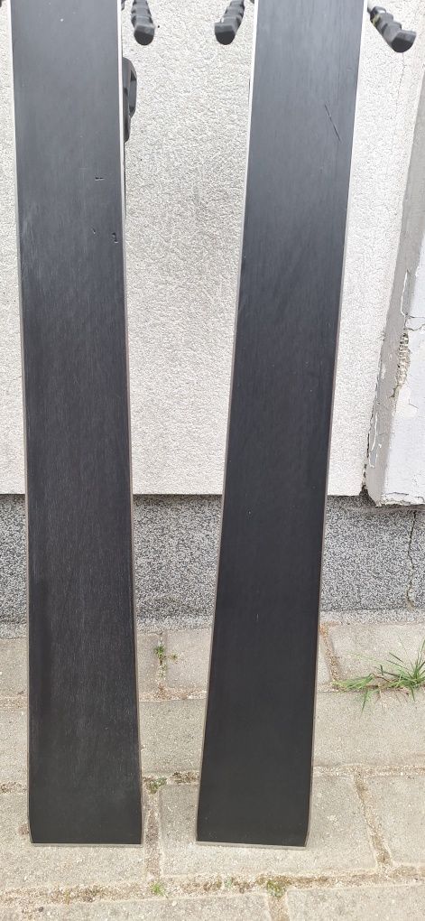 Narty Head worldcup rebels  i.speed 180cm R18